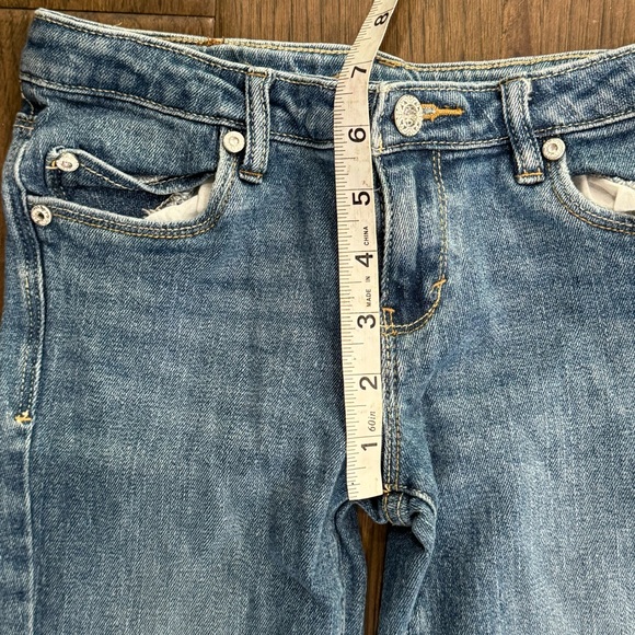 Girls Levi’s Cropped Jeans - Picture 6 of 7